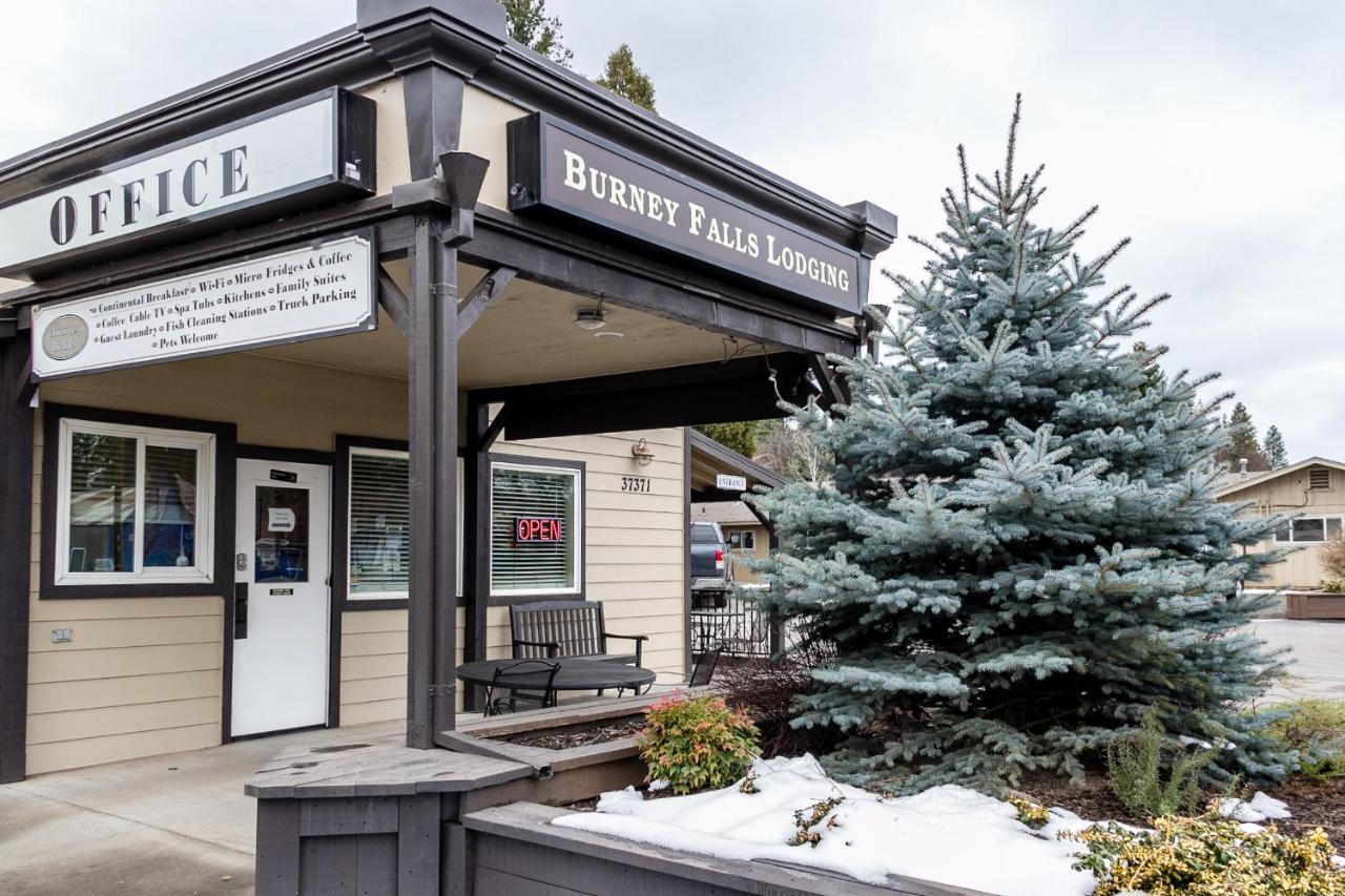 Burney Charm Motel & Suites المظهر الخارجي الصورة